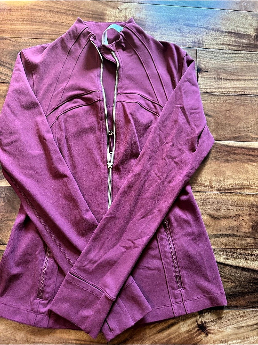 lululemon Define Jacket maroon color Size 10